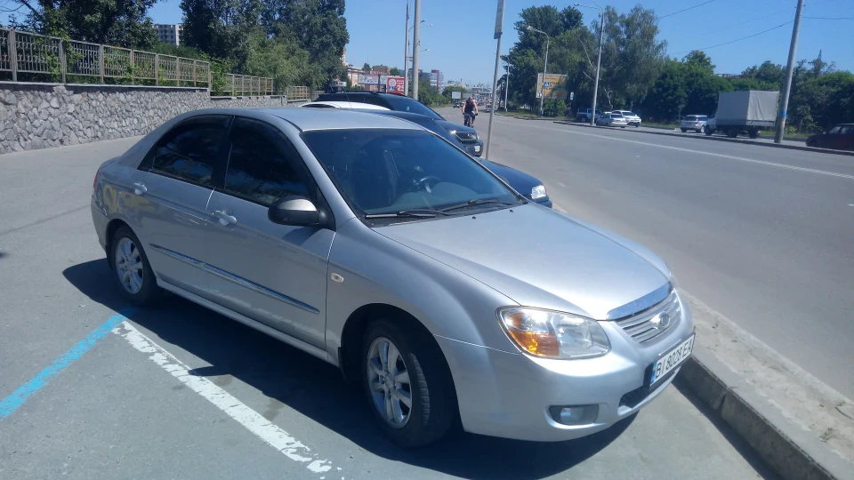 KIA Cerato 2