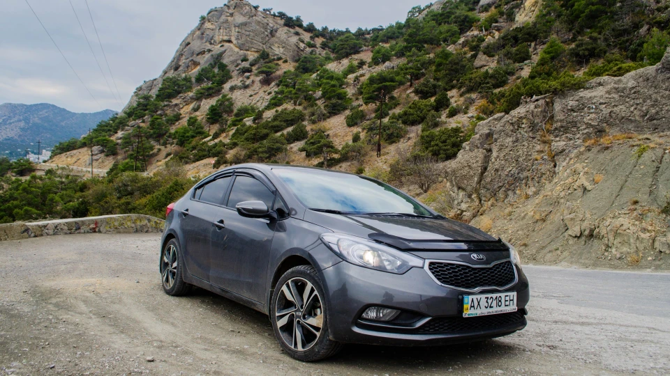 KIA Cerato 2
