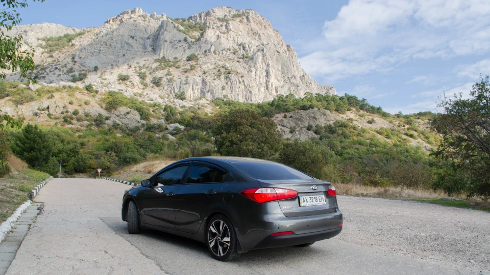 KIA Cerato 4