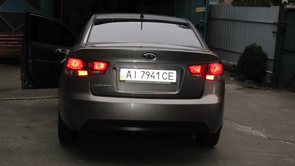 KIA Cerato 2