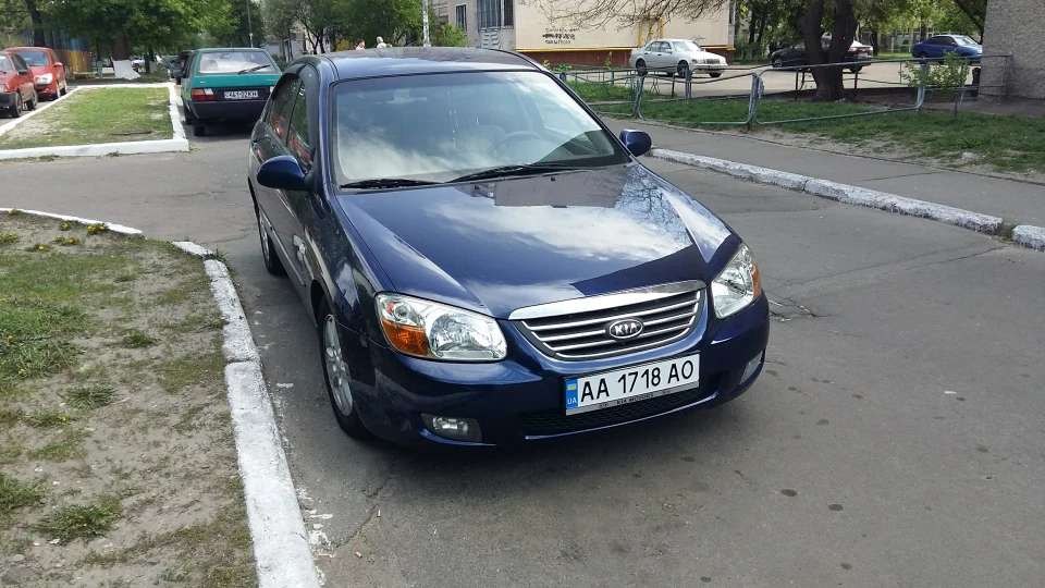KIA Cerato 2