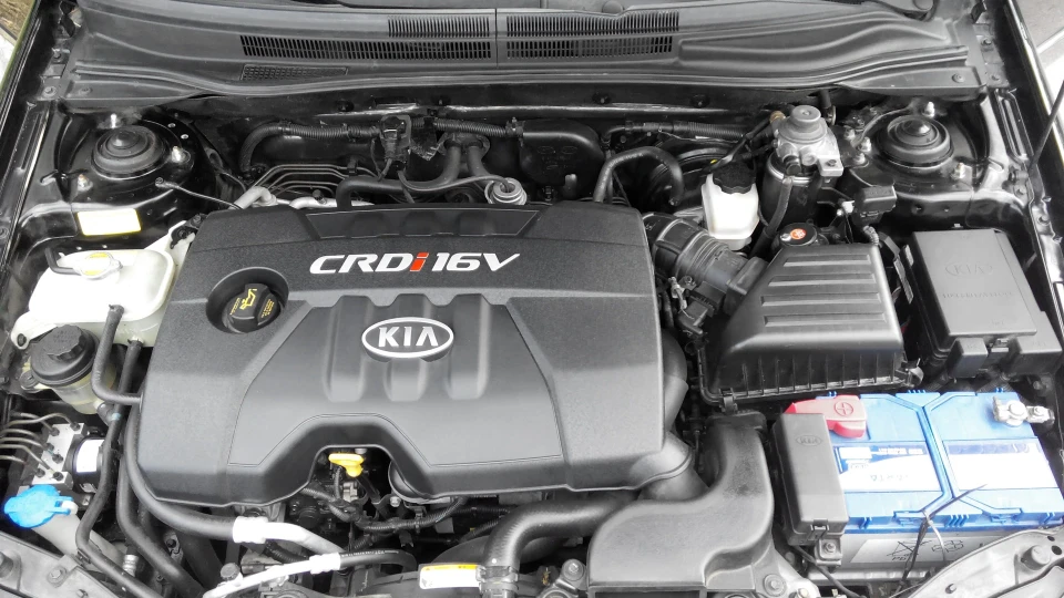 KIA Cerato 1.6 crdi (115 л.с.)