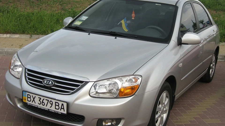 KIA Cerato 1.6 EH 5
