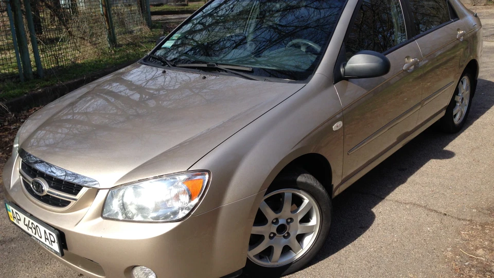 KIA Cerato 1.6 LX