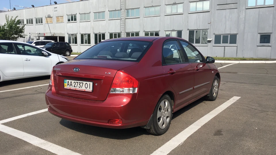 KIA Cerato 1.6 LX 5