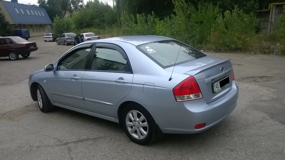 KIA Cerato 1.6 2