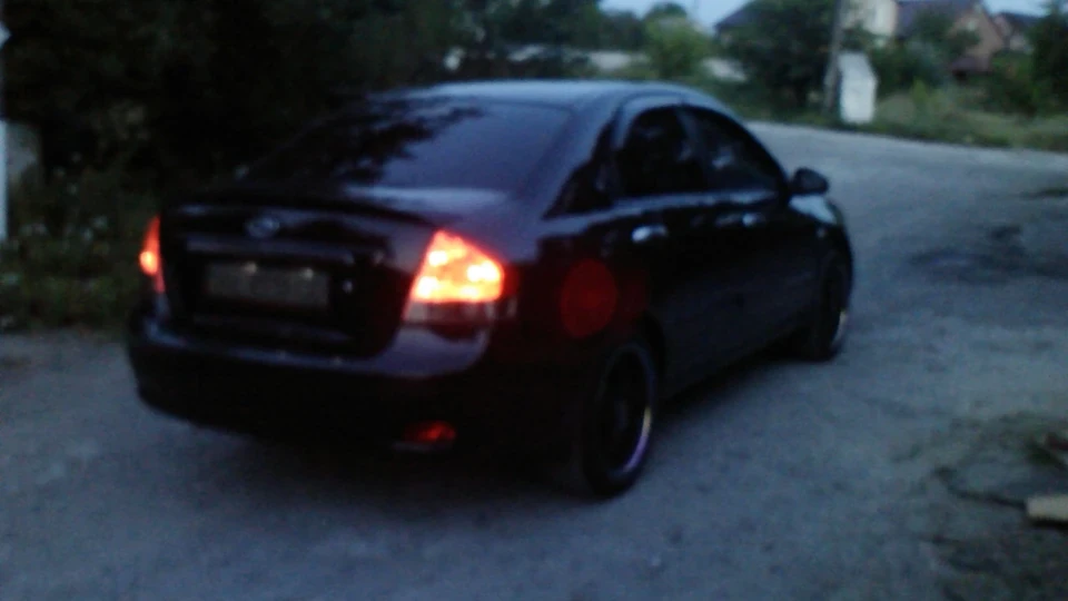 KIA Cerato 2,0 чорний 5