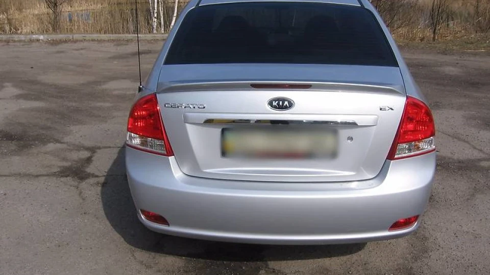 KIA Cerato 2.0 EX 2