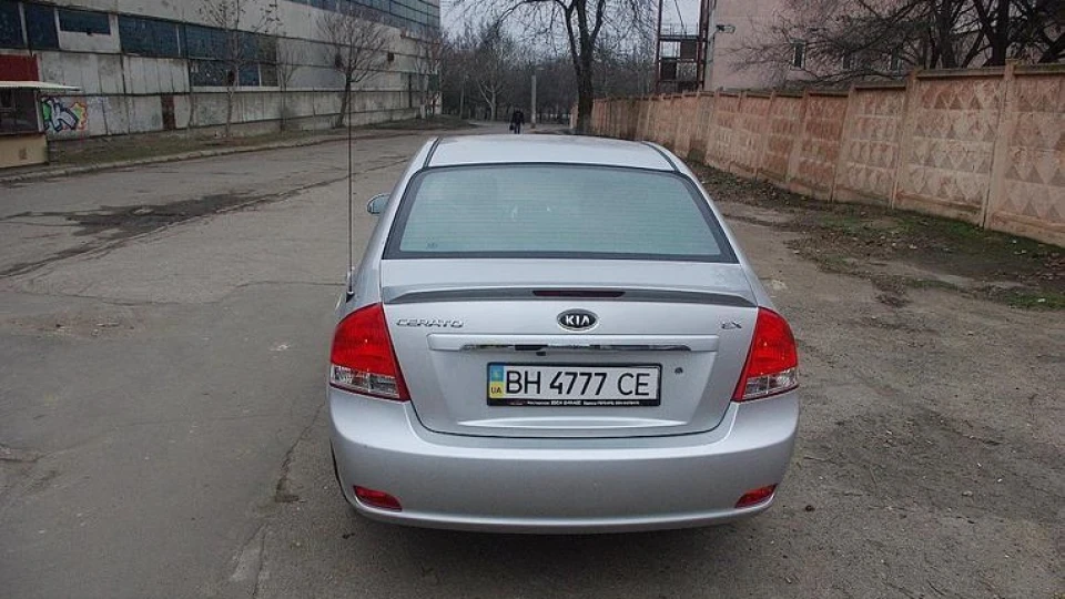 KIA Cerato 2.0 mt eh 2