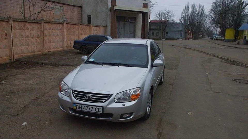 KIA Cerato 2.0 mt eh 3