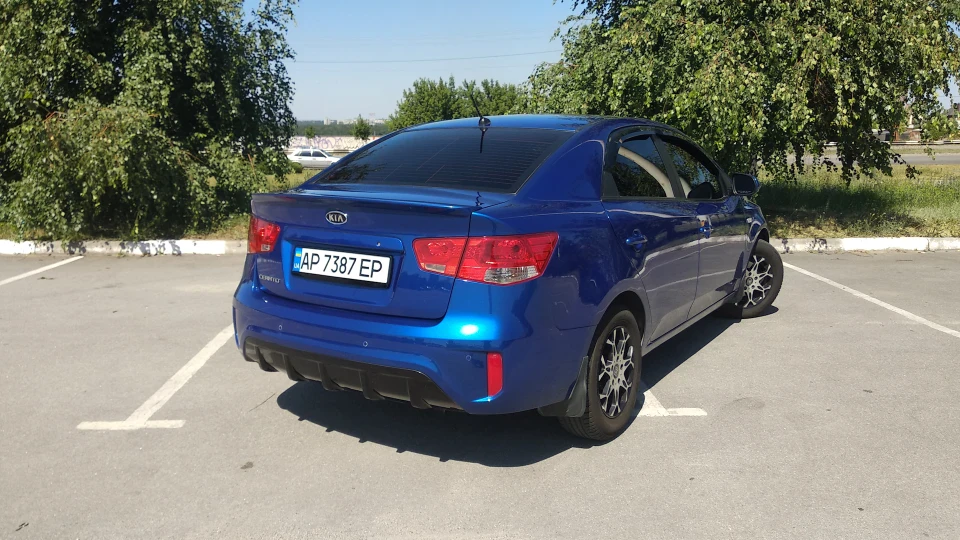KIA Cerato Blue Shark 4