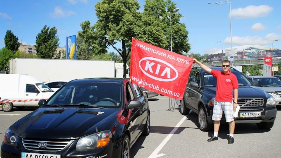 KIA Cerato цементовоз 5