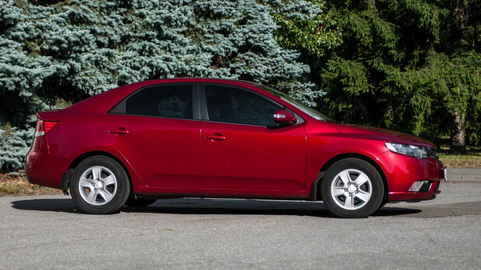 KIA Cerato Черешня 3