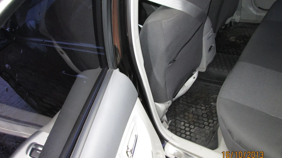 KIA Cerato чорний лак 1.6 2