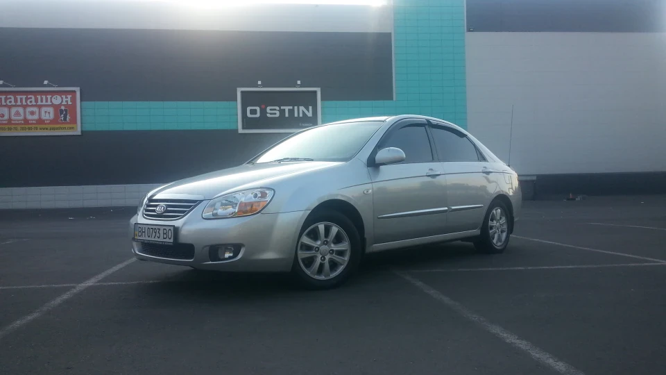 KIA Cerato CRDI 2