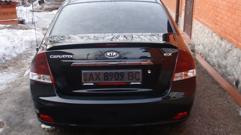 KIA Cerato Два літри агресії! 3