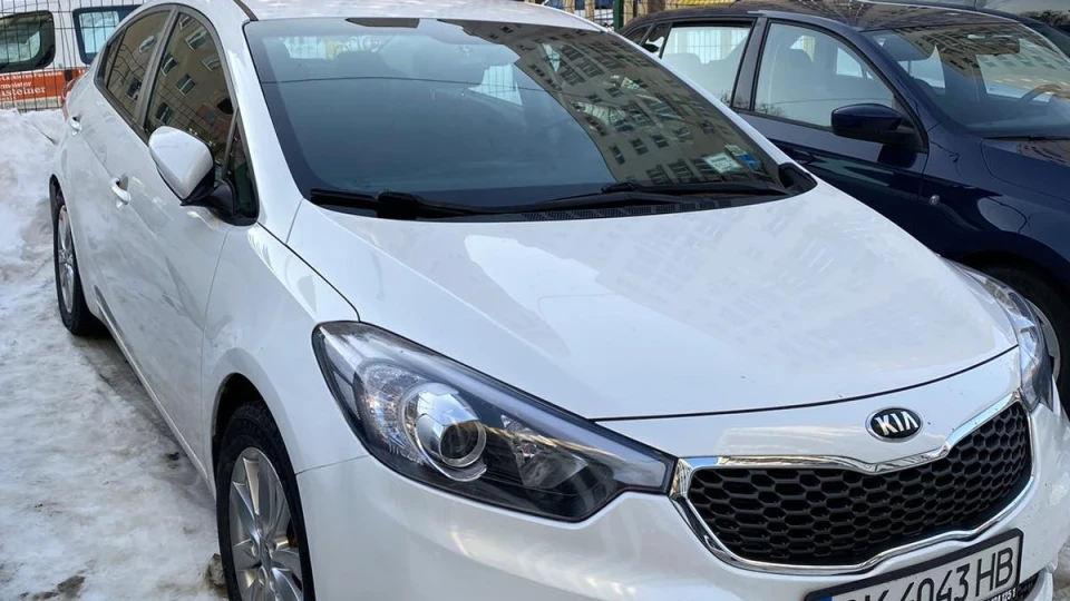 KIA Cerato Forte 1.8 атмосфер 2