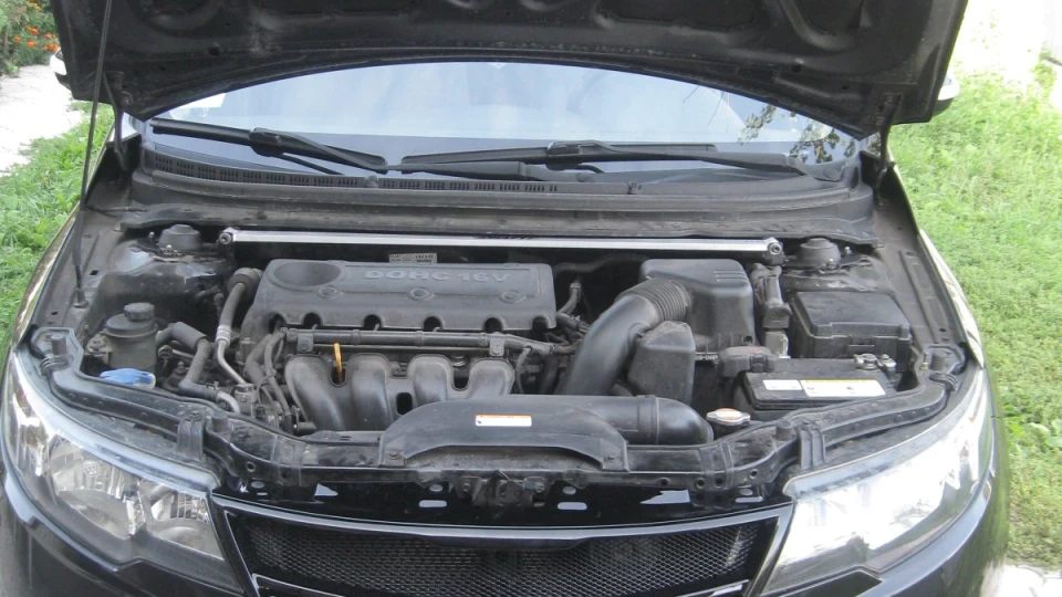 KIA Cerato Forte 2.0 2