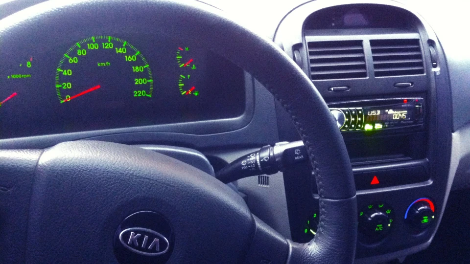 KIA Cerato Hatchback (Сірий) 3