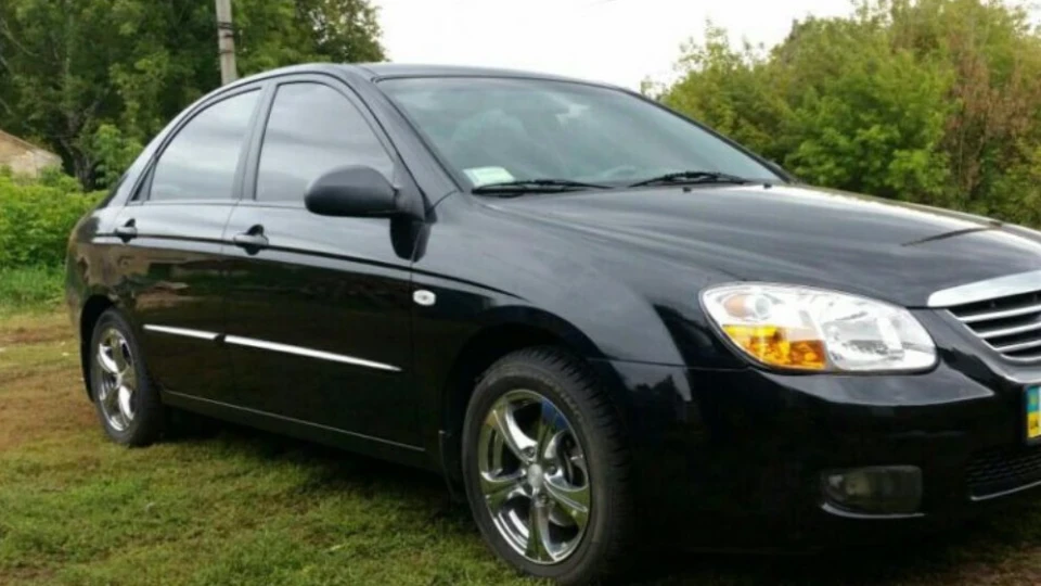 KIA Cerato Острівець 2