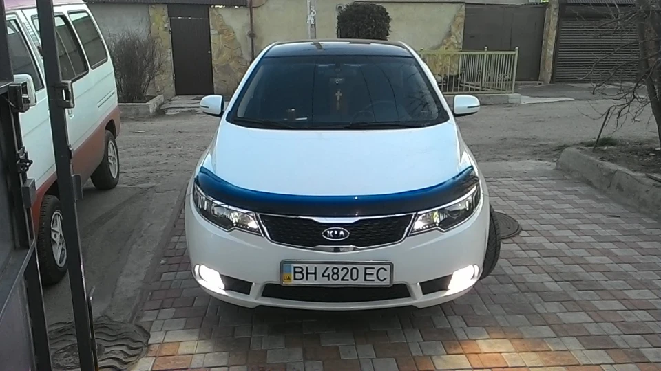 KIA Cerato перламутр 2