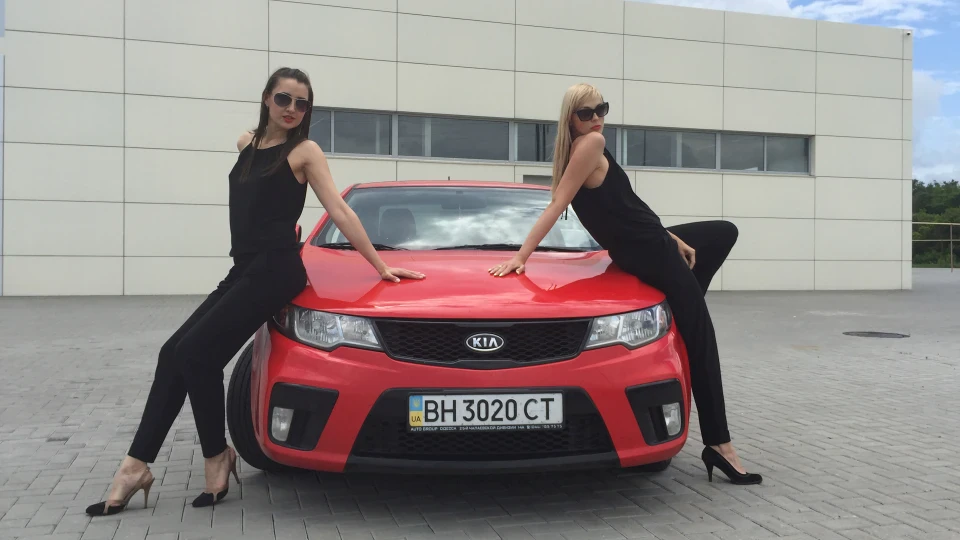 KIA Cerato RED FERRARI 2