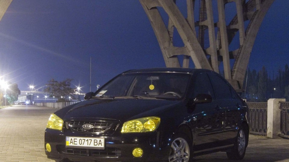 KIA Cerato S1600 5