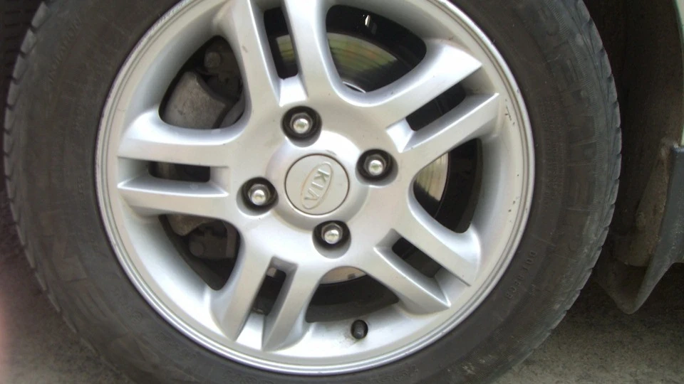 KIA Cerato Сіренька мишка 2