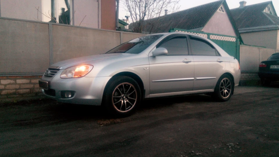 KIA Cerato Сирітка 2