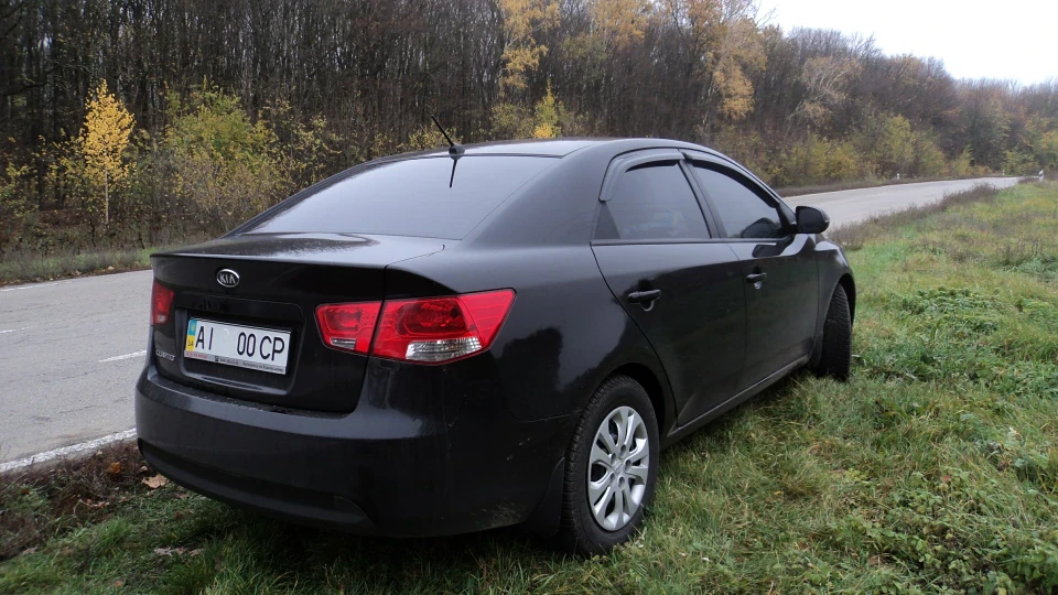 KIA Cerato Заюша 4