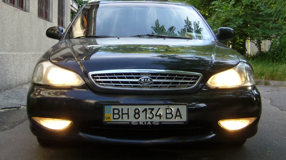KIA Clarus 2