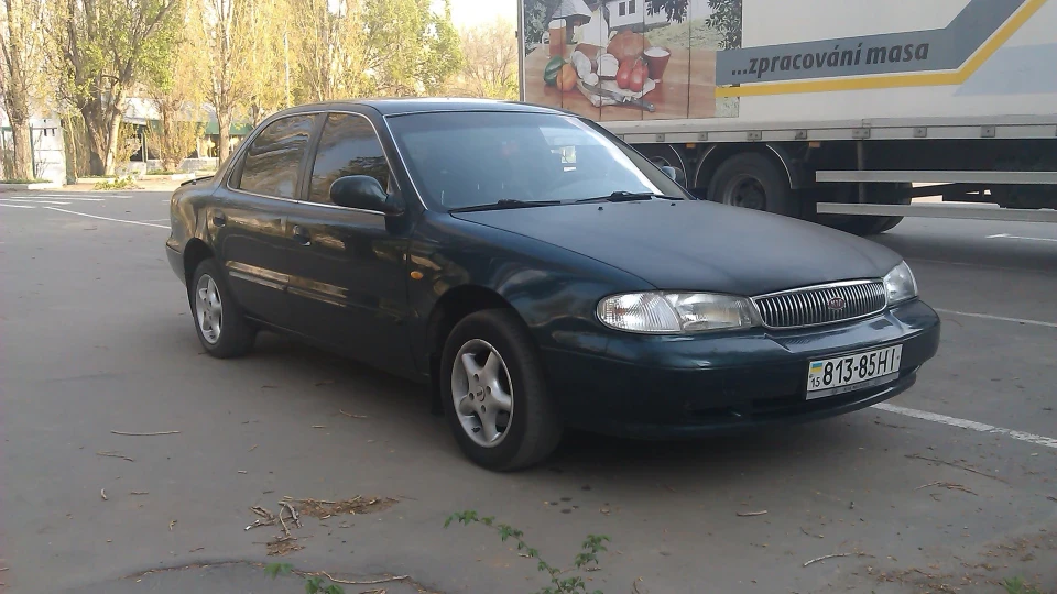 KIA Clarus 2