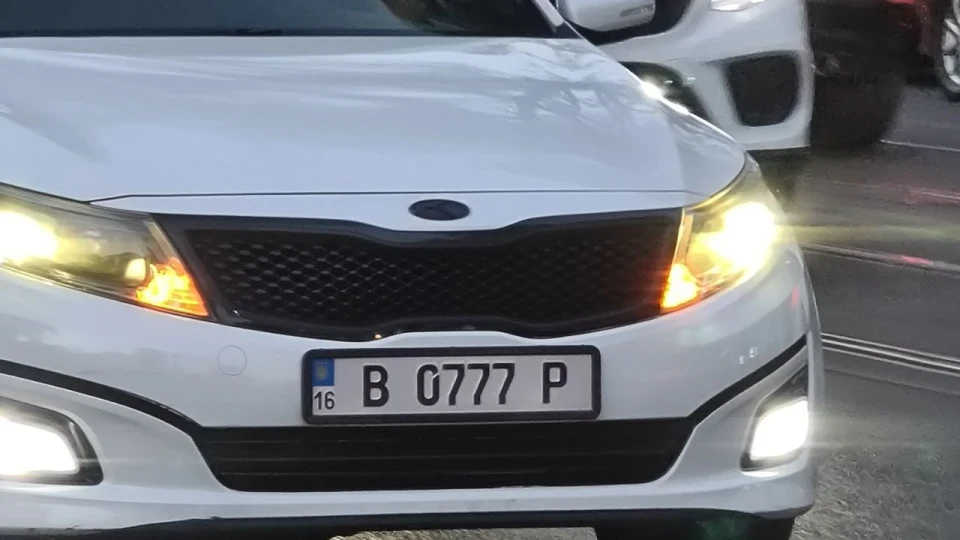 KIA K5 0777 2