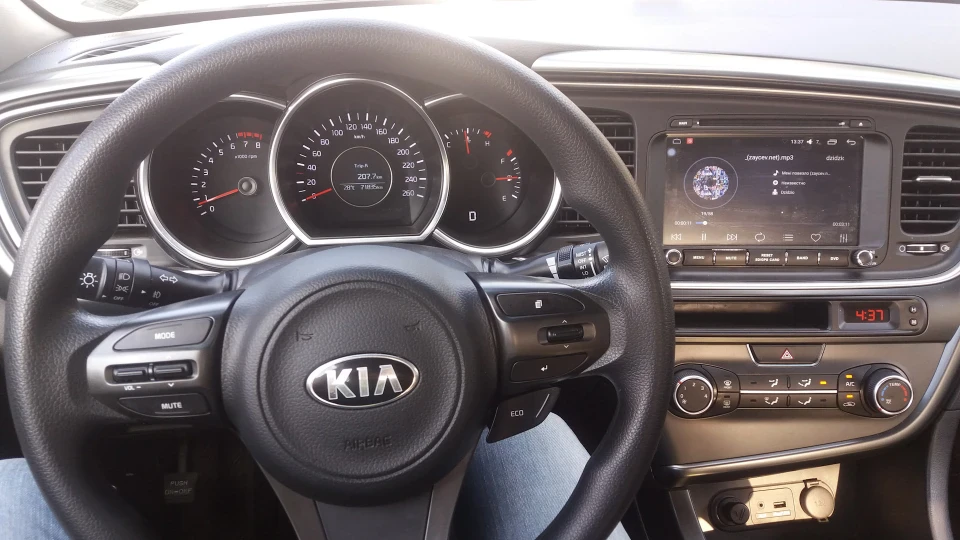 KIA K5 Заводський газ 3