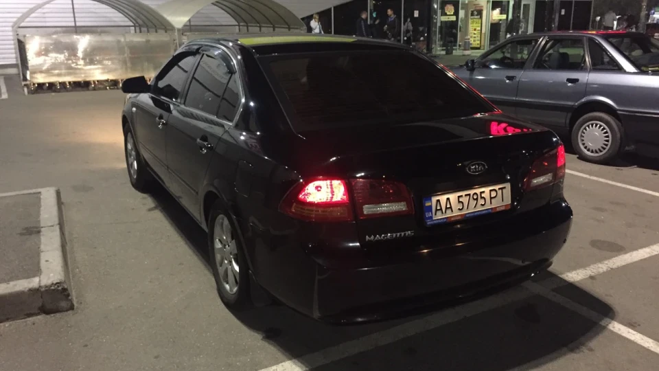 KIA Magentis 4