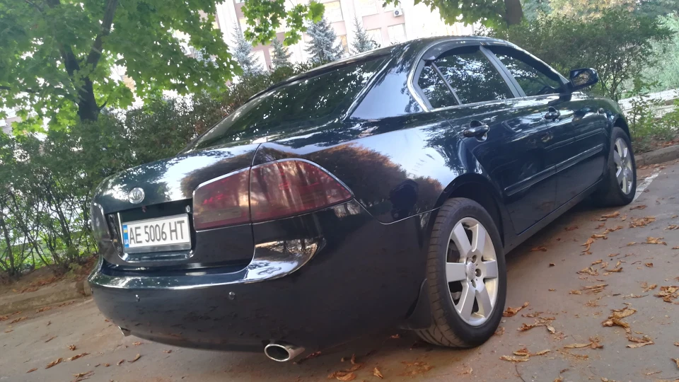 KIA Magentis BLACK V6 2.7