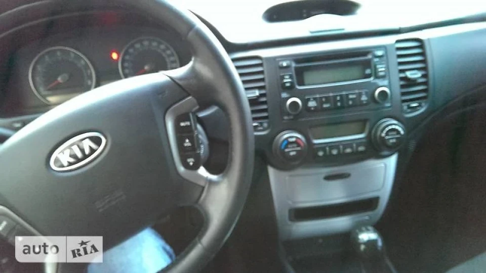 KIA Magentis Чорний кореєць))
