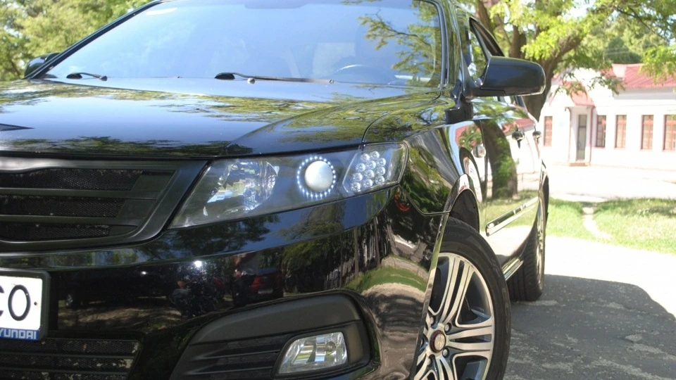 KIA Magentis Чорний Мадж 3