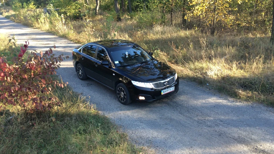 KIA Magentis Чорний Меджик 4
