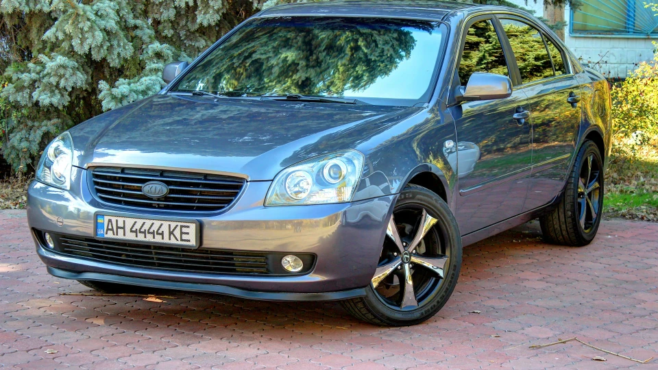 KIA Magentis Мокрий асфальт