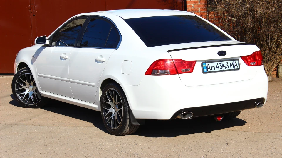 KIA Magentis Regina Bianca 3