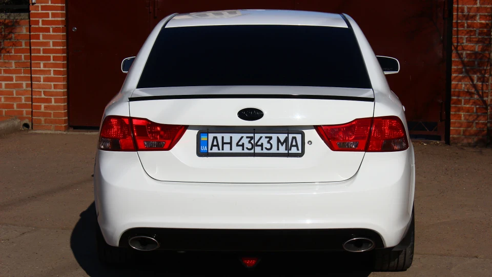 KIA Magentis Regina Bianca 5