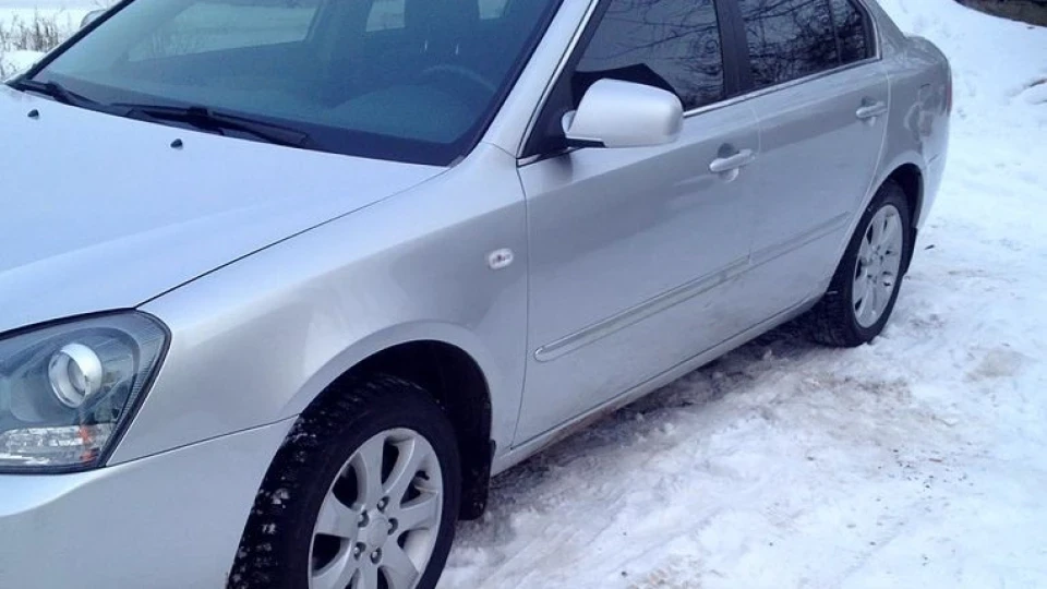 KIA Magentis сірий Маджахет 2