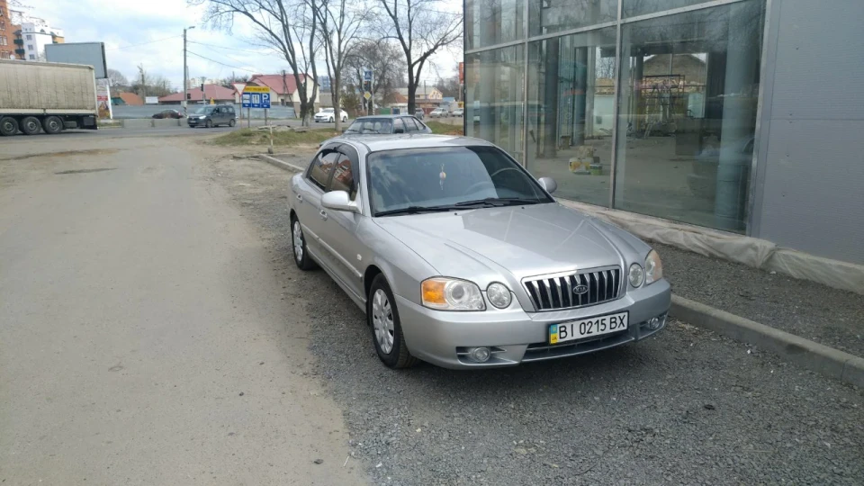 KIA Magentis SILVER SHIP 2