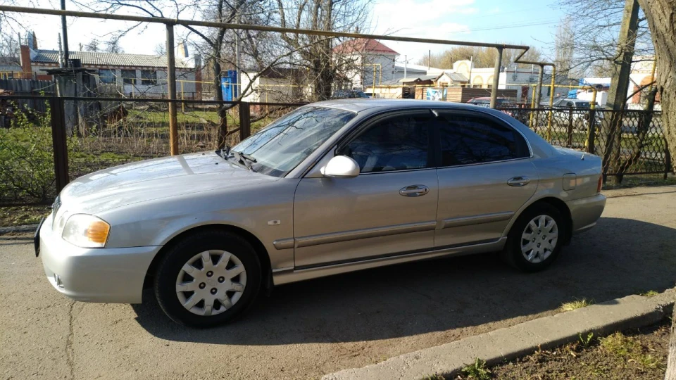 KIA Magentis SILVER SHIP 4