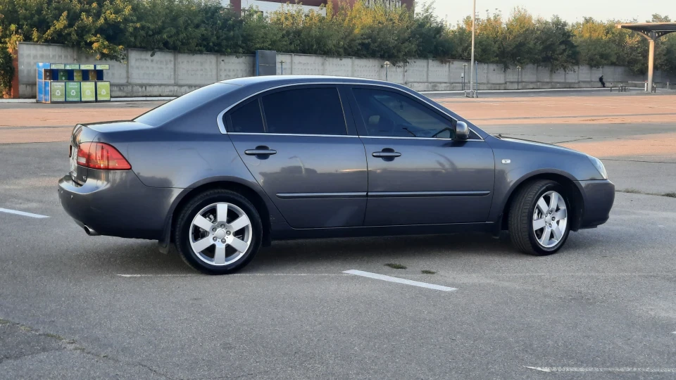 KIA Magentis V6 4
