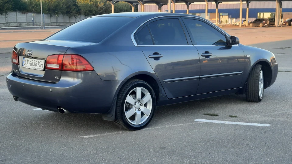 KIA Magentis V6 5