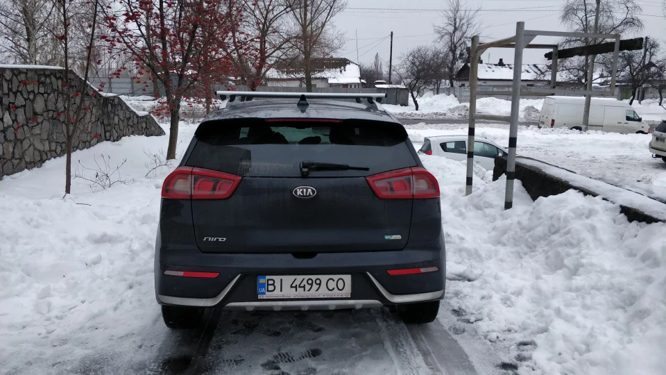 KIA Niro темний металік 3