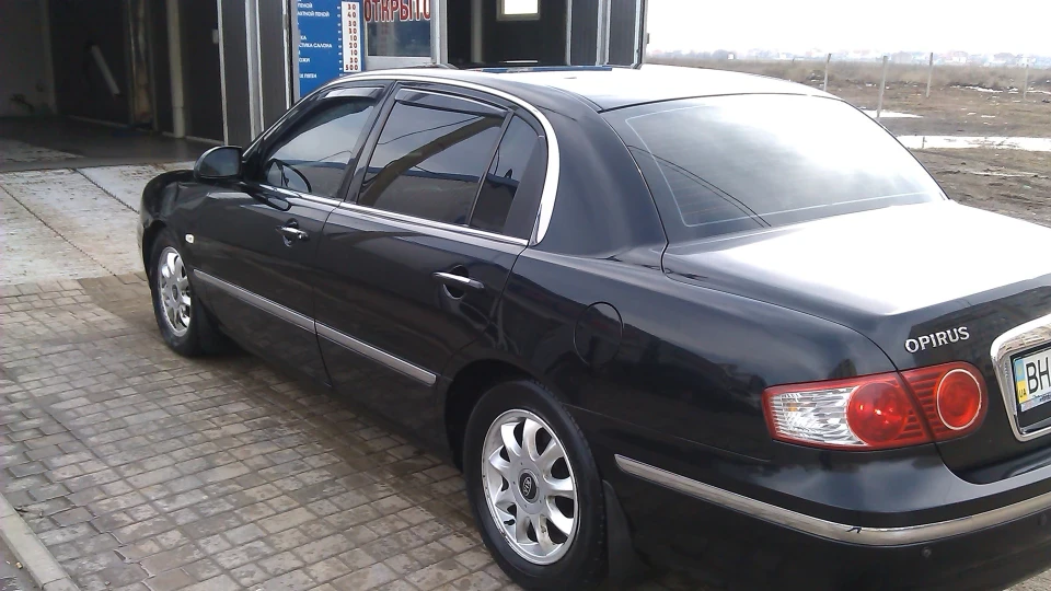 KIA Opirus V6 3.5 2
