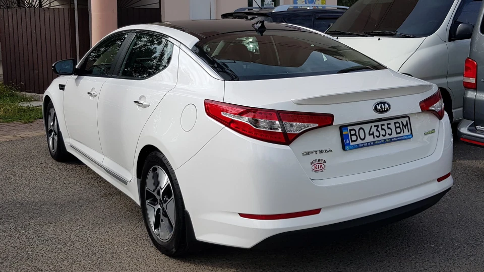 KIA Optima Hybrid 2.4 ЕХ SWP + Tech 3